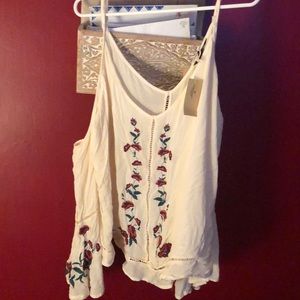 American Eagle Outfitters Tops - Cold shoulder long sleeved blouse American Eagle Outfitters Tops - Cold shoulder long sleeved blouse